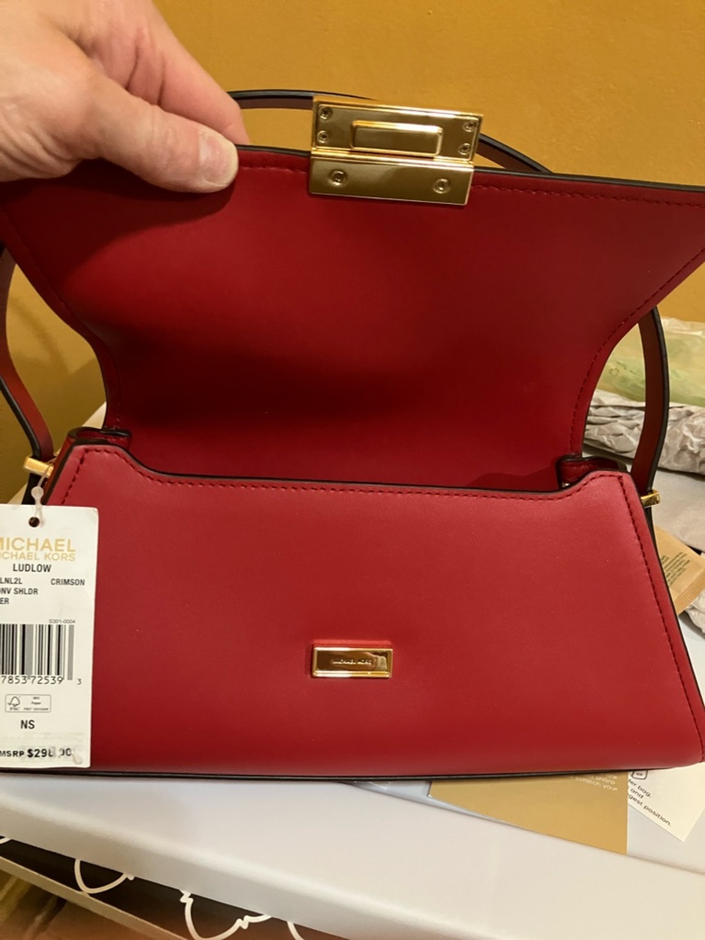 Michael Kors Ludlow MD Conv Shldr Crimson leather bag - Picture 12 of 12